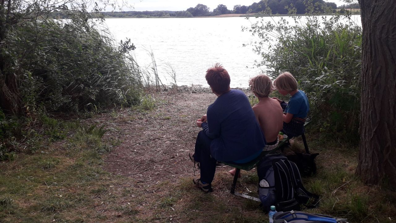 Kinder von psychisch erkrankten Eltern brauchen eigene Hilfsangeobte